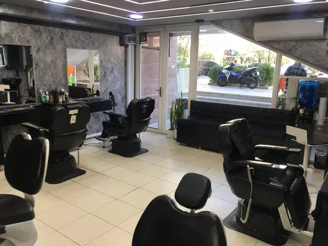 ارایشگر جهت اجاره صندلی و درصدی|استخدام درمانی، زیبایی، بهداشتی|شیراز, کوی وحدت|دیوار