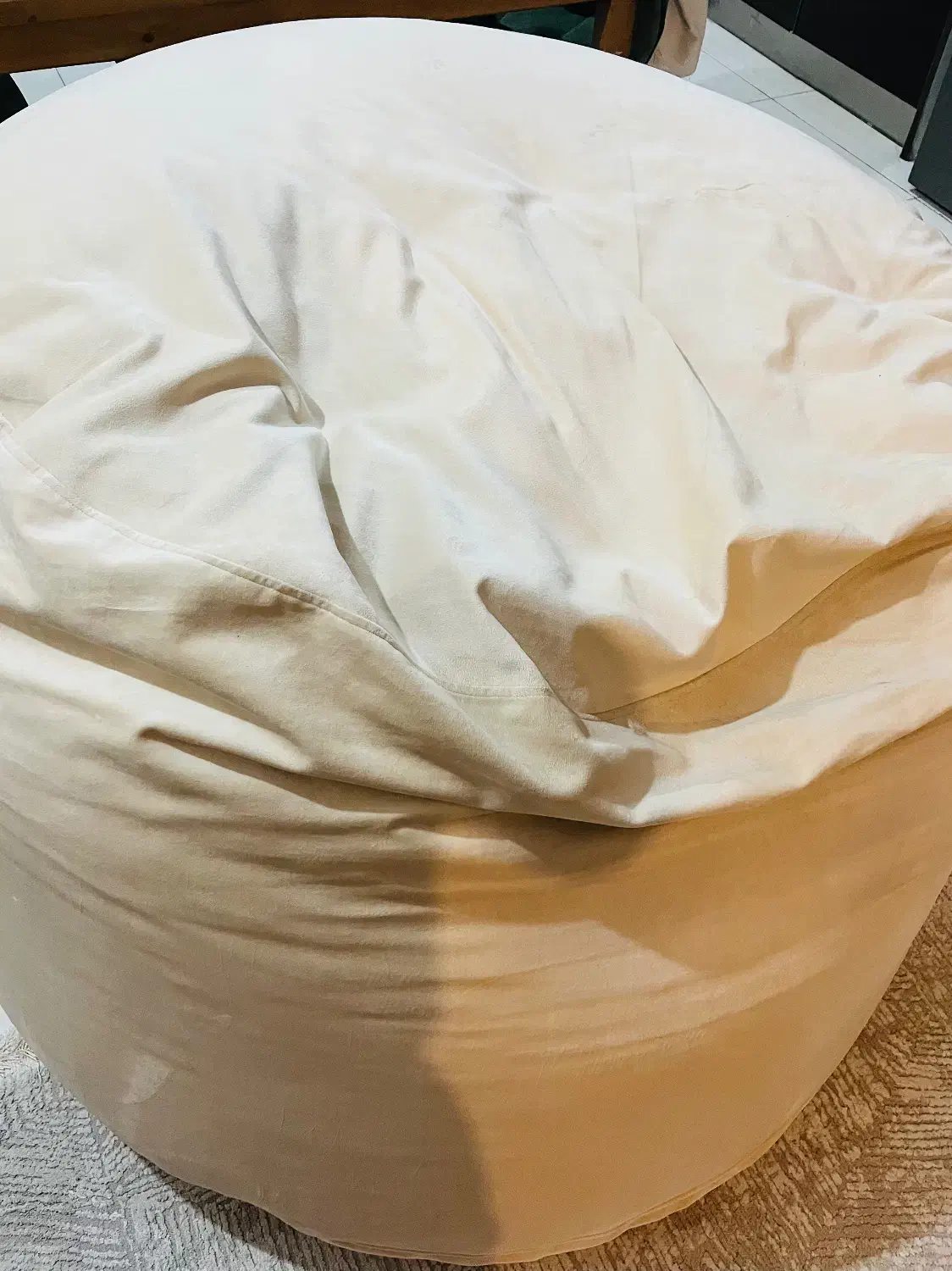 مبل|مبلمان خانگی و میز عسلی|کیش, |دیوار