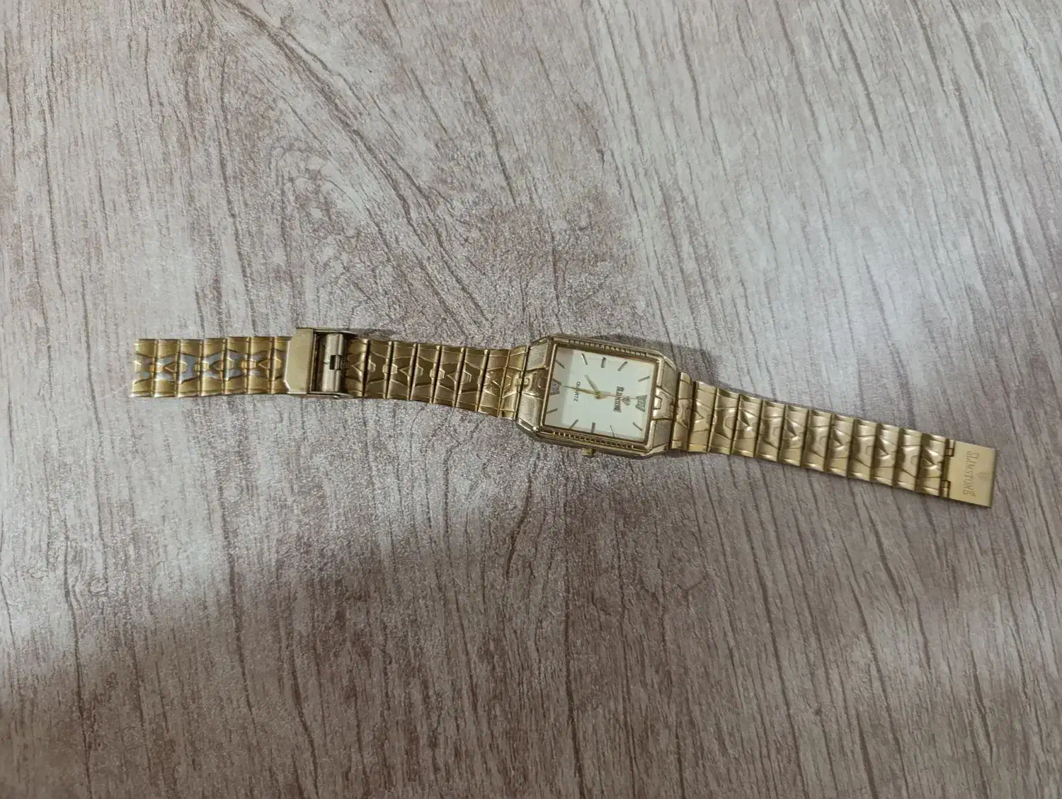 ساعت مچی در حد نو|ساعت|سنندج, |دیوار