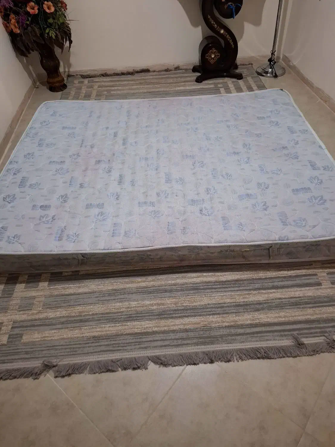 تشک تخت|تشک تختخواب|کرمان, |دیوار