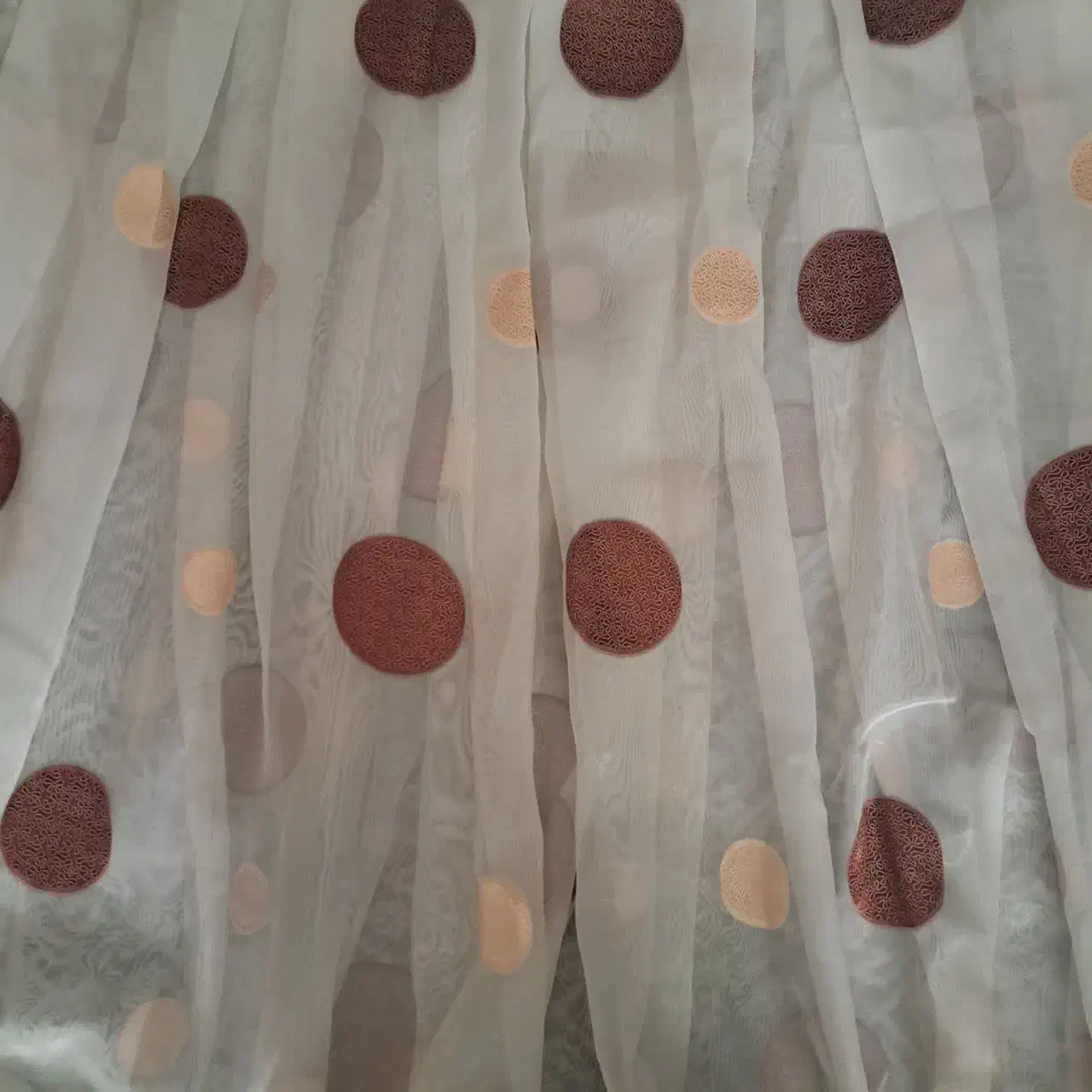 یک جفت پرده حریر همراه با زیر پرده|پرده، رانر، رومیزی|شاهرود, |دیوار