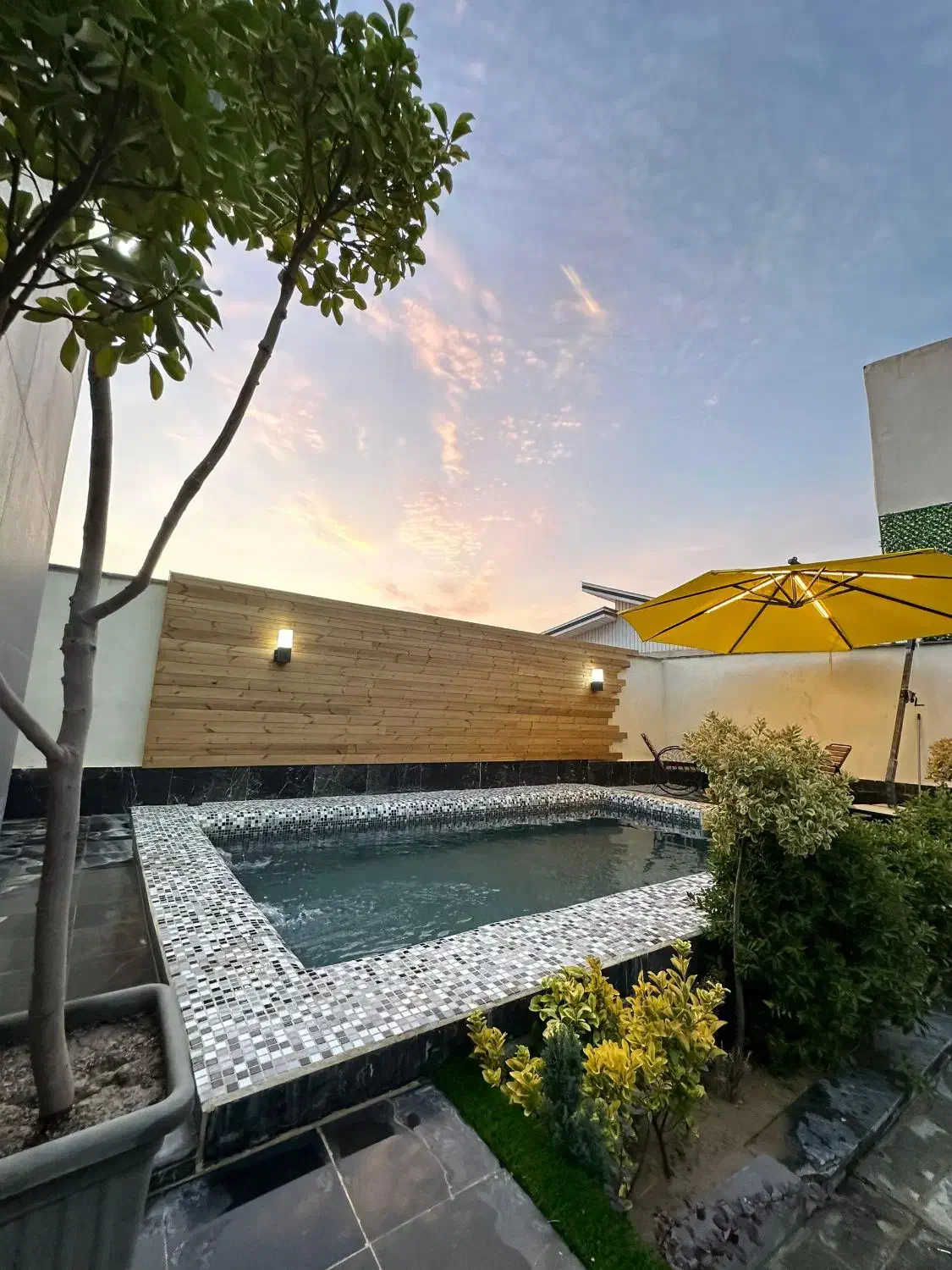 ویلا فروشی قیمت کاسبی|فروش خانه و ویلا|هشتگرد, شهرک سهیلیه|دیوار