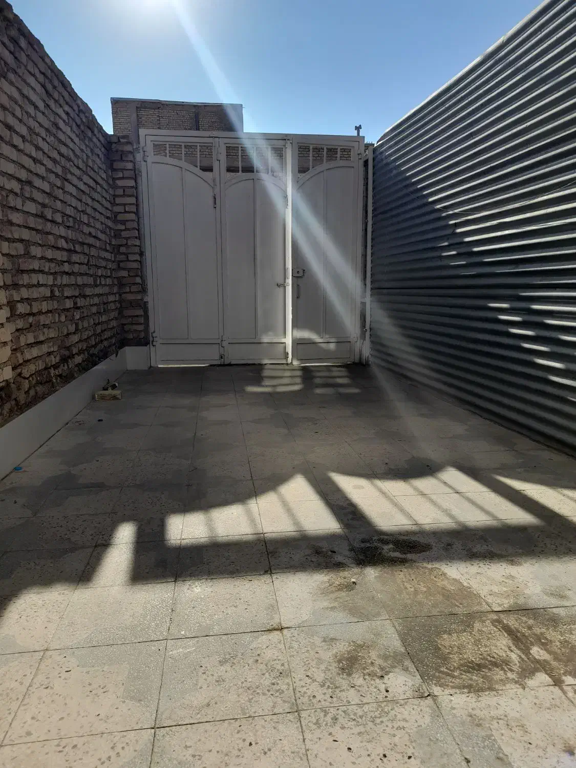 رهن کامل سوئیت مسکونی|اجارهٔ خانه و ویلا|فسا, |دیوار