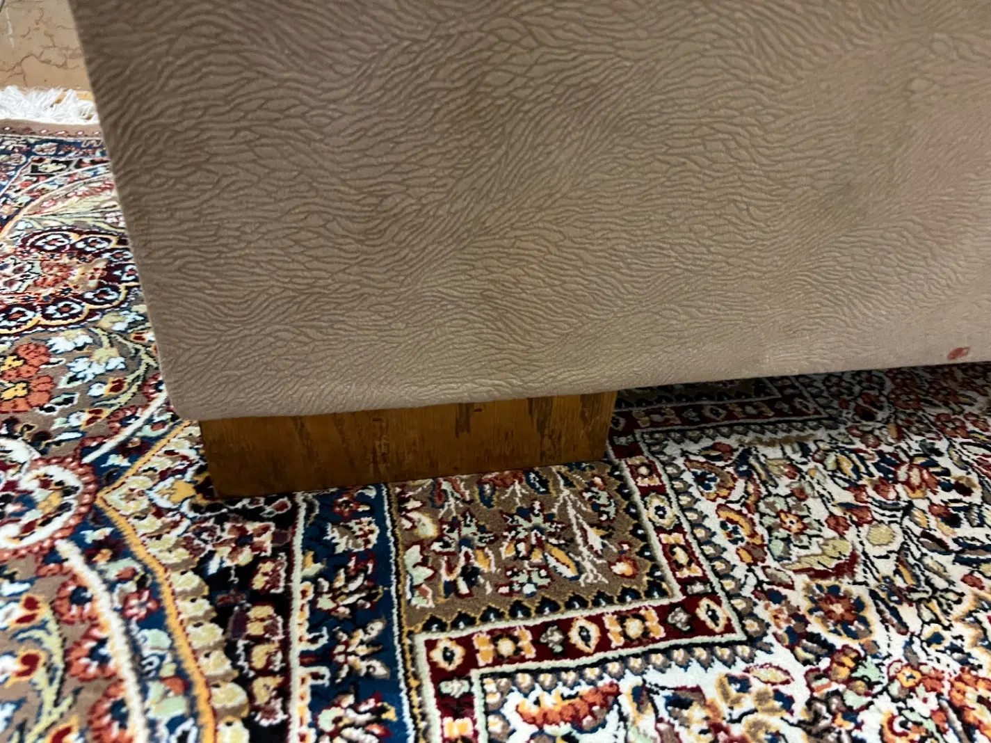 پاف جلو مبلی|مبلمان خانگی و میز عسلی|تهران, یاخجی آباد|دیوار