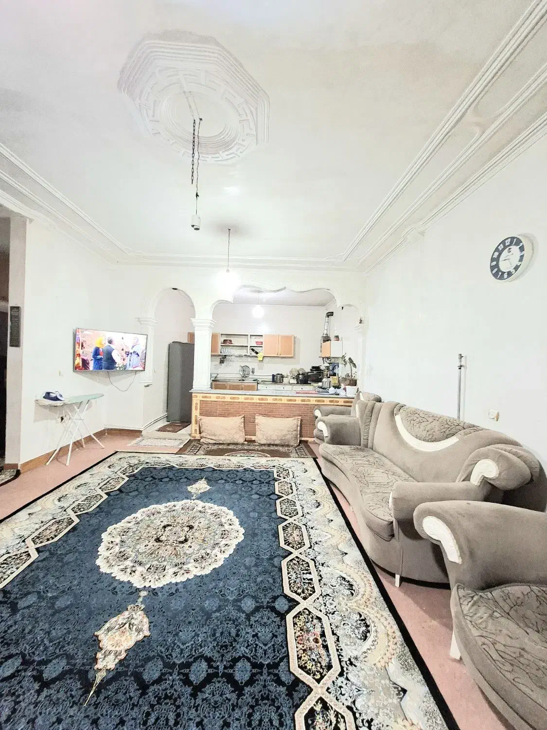 واحد ۱۰۰ متری با حیاط ۲۵ متری در هادیشهر زیرقیمت|فروش آپارتمان|جلفا, |دیوار