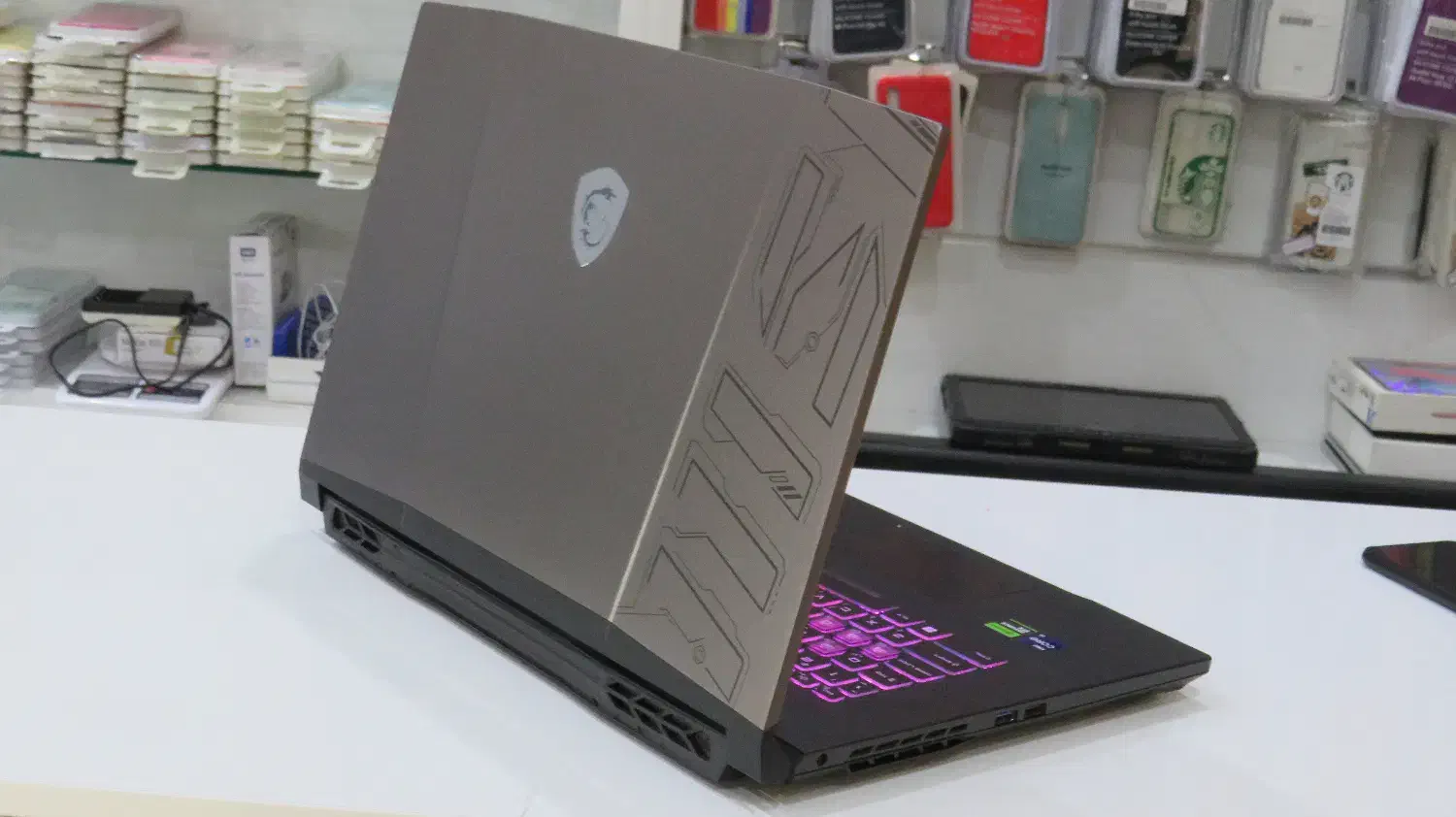 لپ تاپ گیمینگ msi/در حد نو واقعی/i9/نسل 13/4060|رایانه همراه|تهران, شهرک صدرا|دیوار