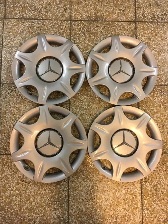 لوازم یدک بنز  شیشه جلو اطاق 124|قطعات یدکی و لوازم جانبی|تهران, فلسطین (میدان انقلاب)|دیوار