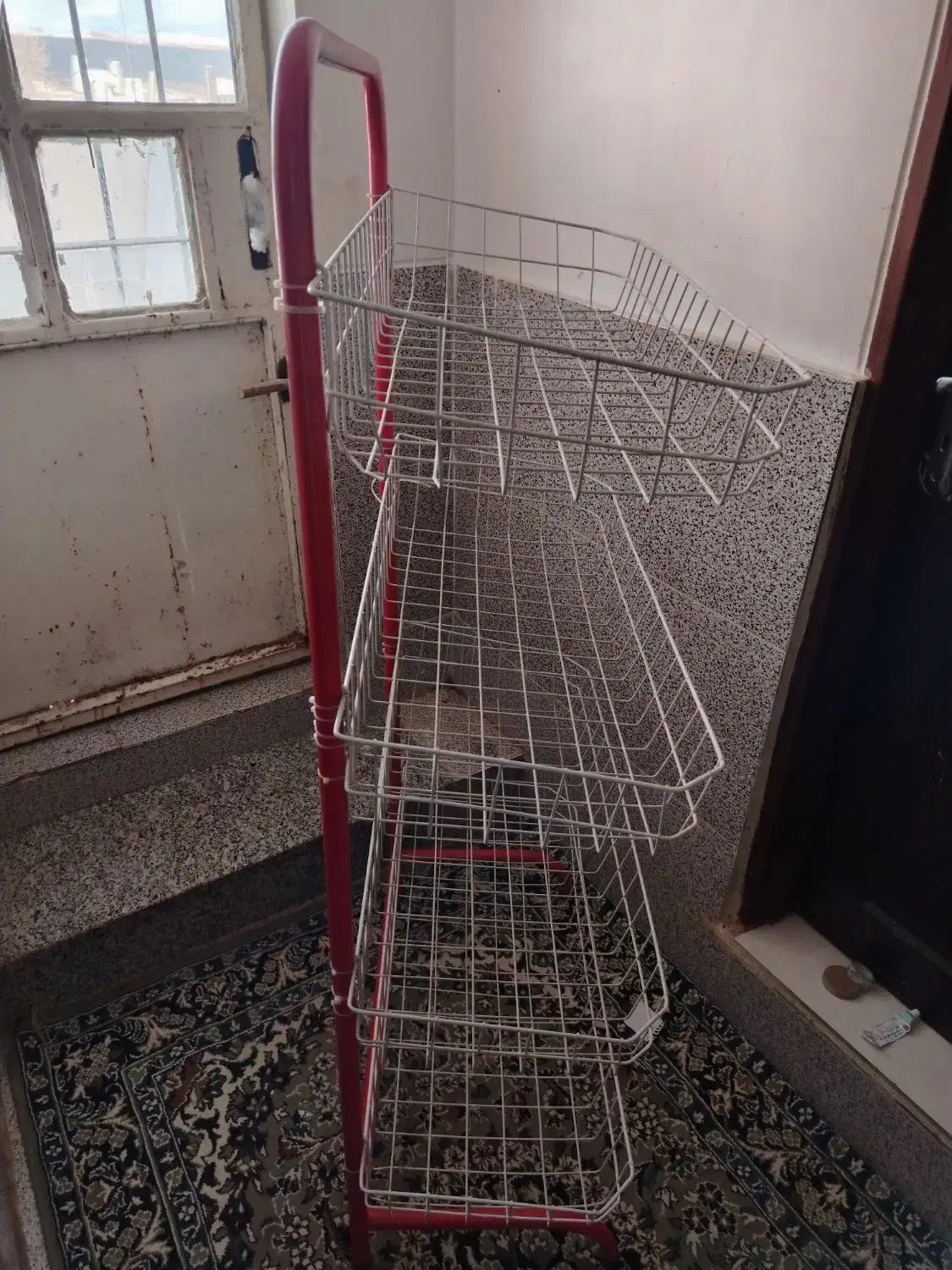 استند جا پفک|آب‌چکان و نظم‌دهنده ظروف|بروجرد, |دیوار