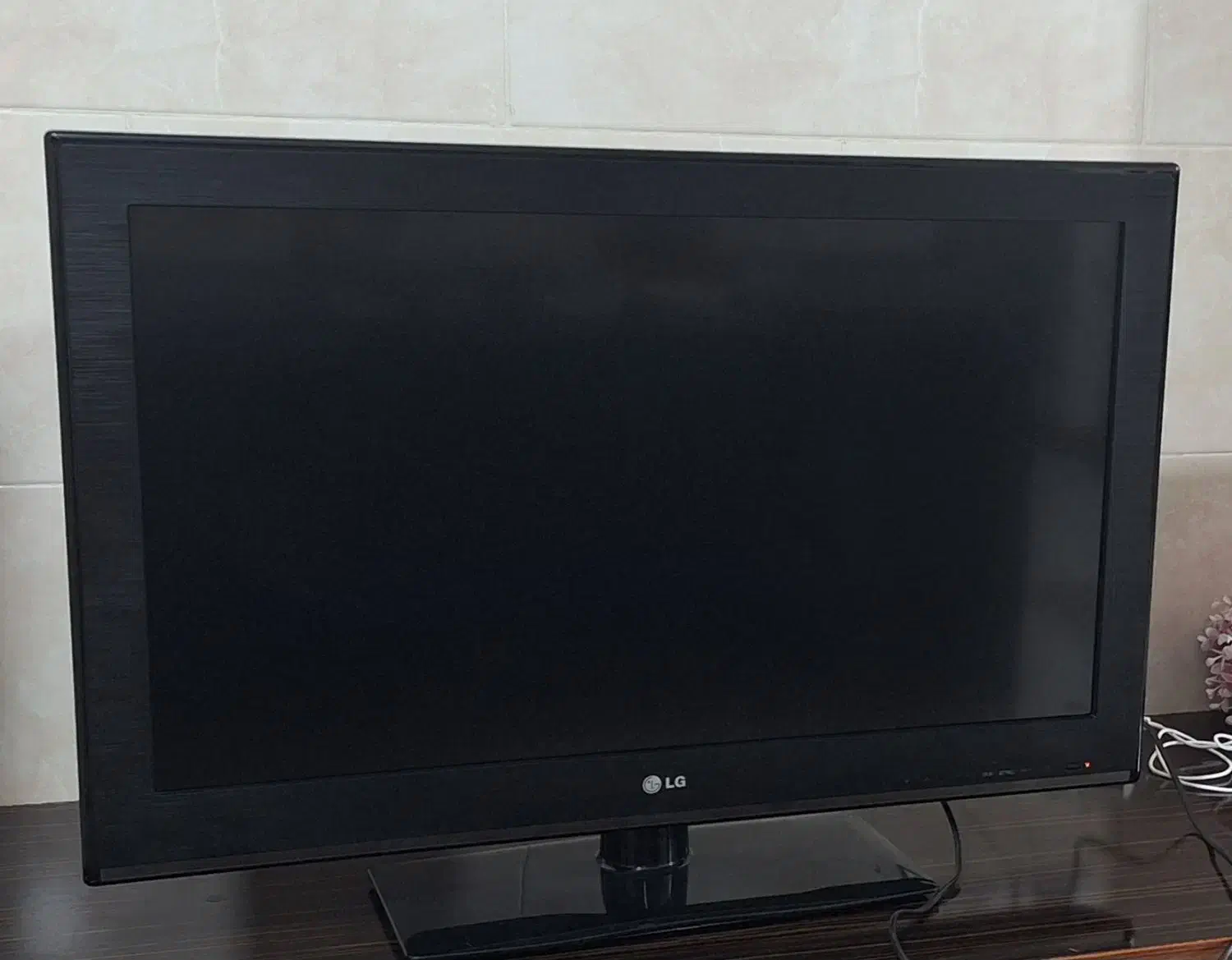 تی وی ال‌جی|تلویزیون و پروژکتور|الوند, |دیوار