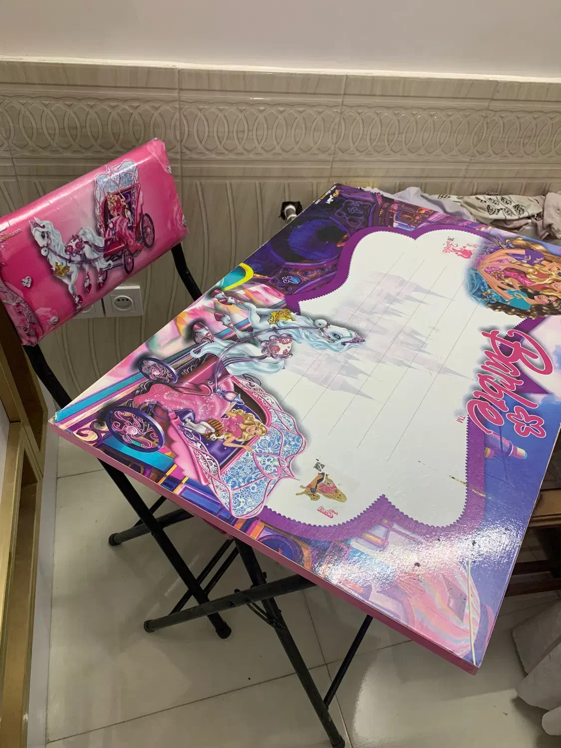 میز و صندلی تاشو|میز تحریر و کامپیوتر|کاشان, شهرک فرهنگیان|دیوار