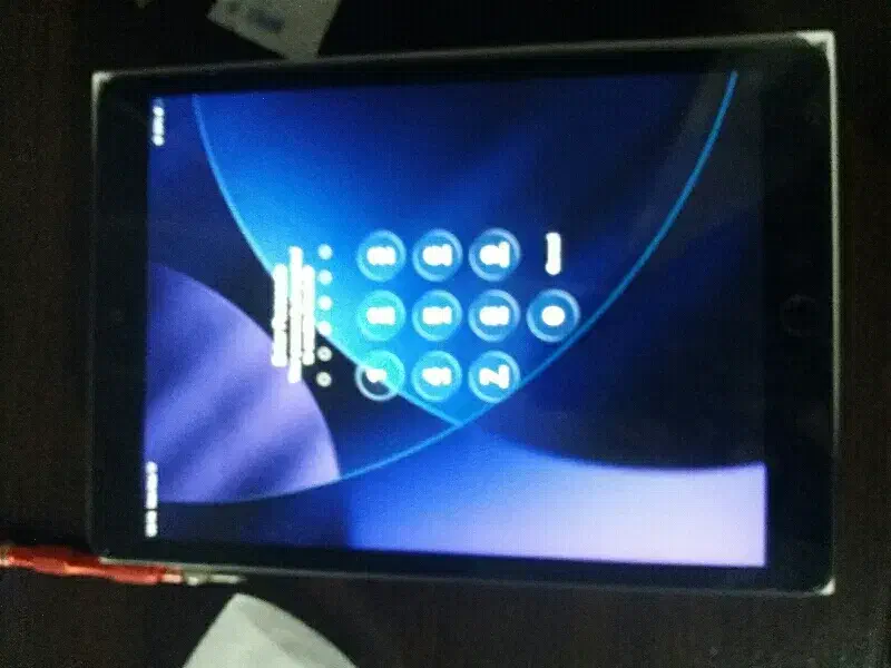 آی پد|تبلت|دهگلان, |دیوار