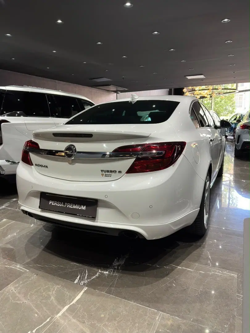 OPEL INSIGNIA|خودرو سواری و وانت|تهران, اختیاریه|دیوار