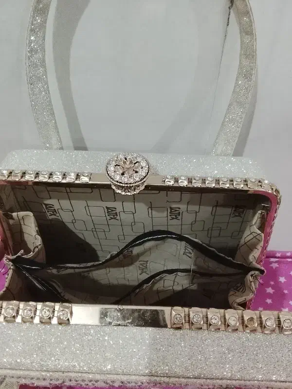 کیف مجلسی|کیف، کفش، کمربند|زابل, |دیوار