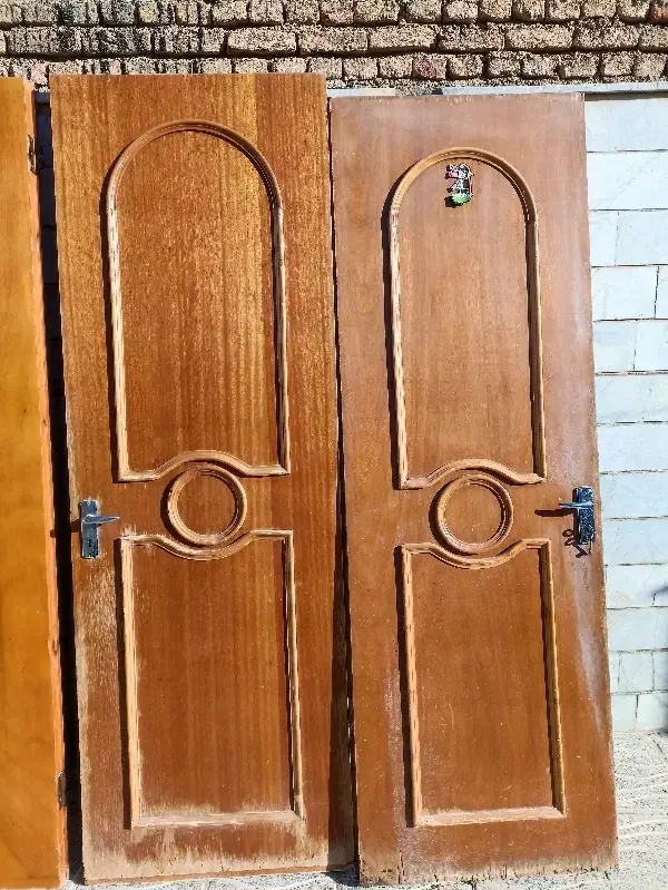 درب|مصالح و تجهیزات ساختمان|بن, |دیوار