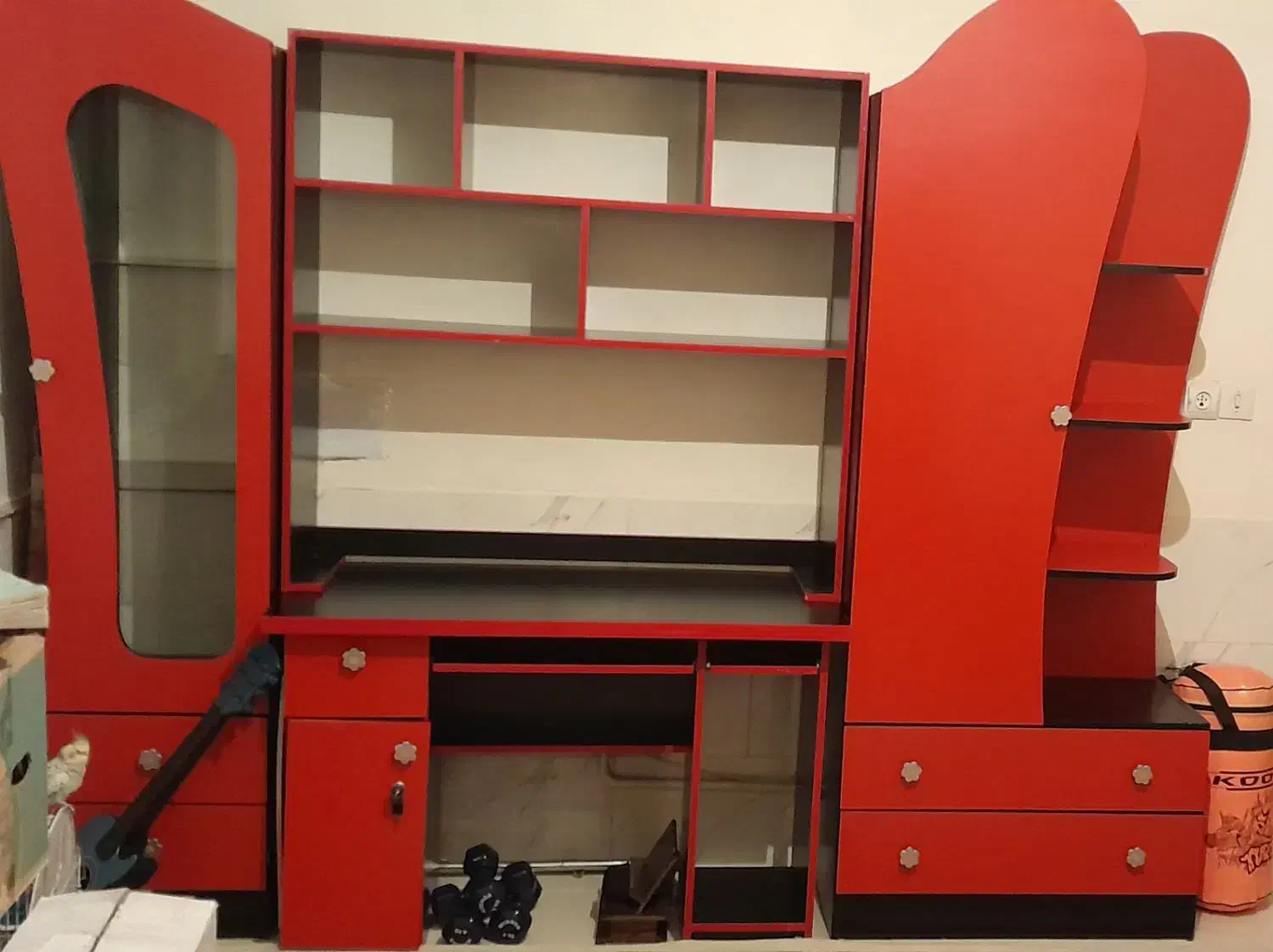 کمد و میز تحریر پسرانه|جاکفشی، کمد، دراور|گرمسار, |دیوار