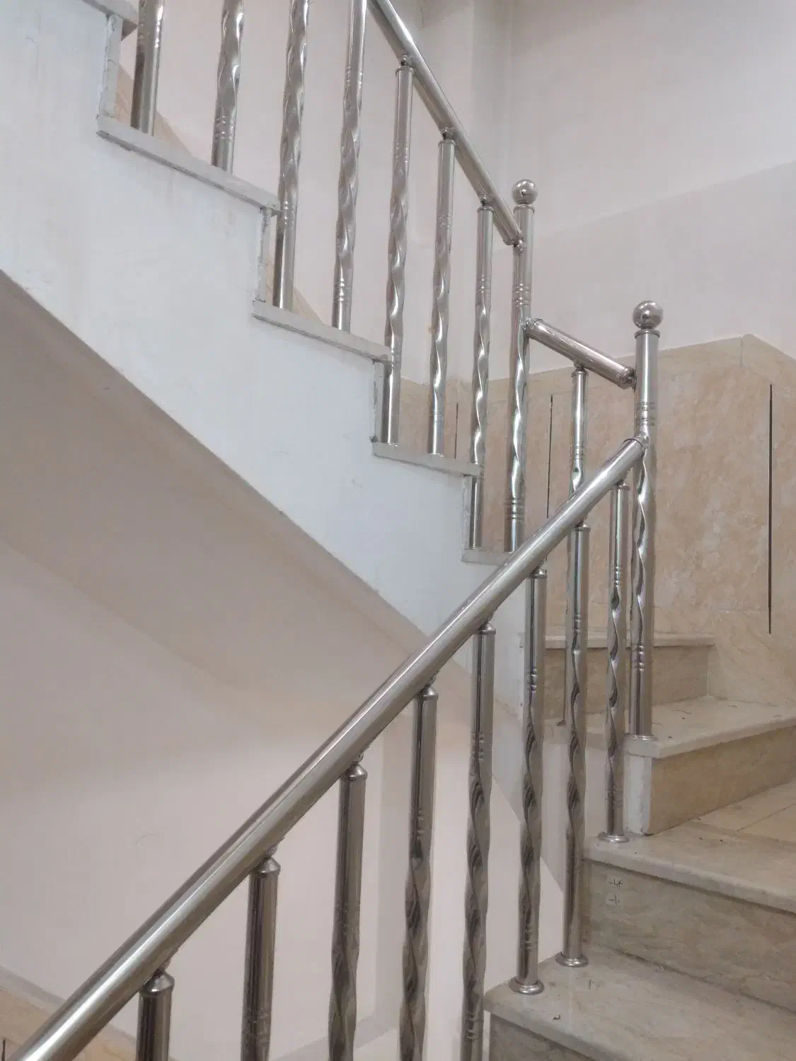 نرده هنر سقز|خدمات پیشه و مهارت|سقز, |دیوار