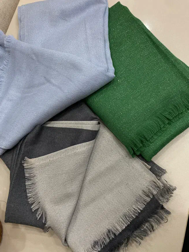 شال کاملا نو|لباس|رشت, لاکان شهر|دیوار