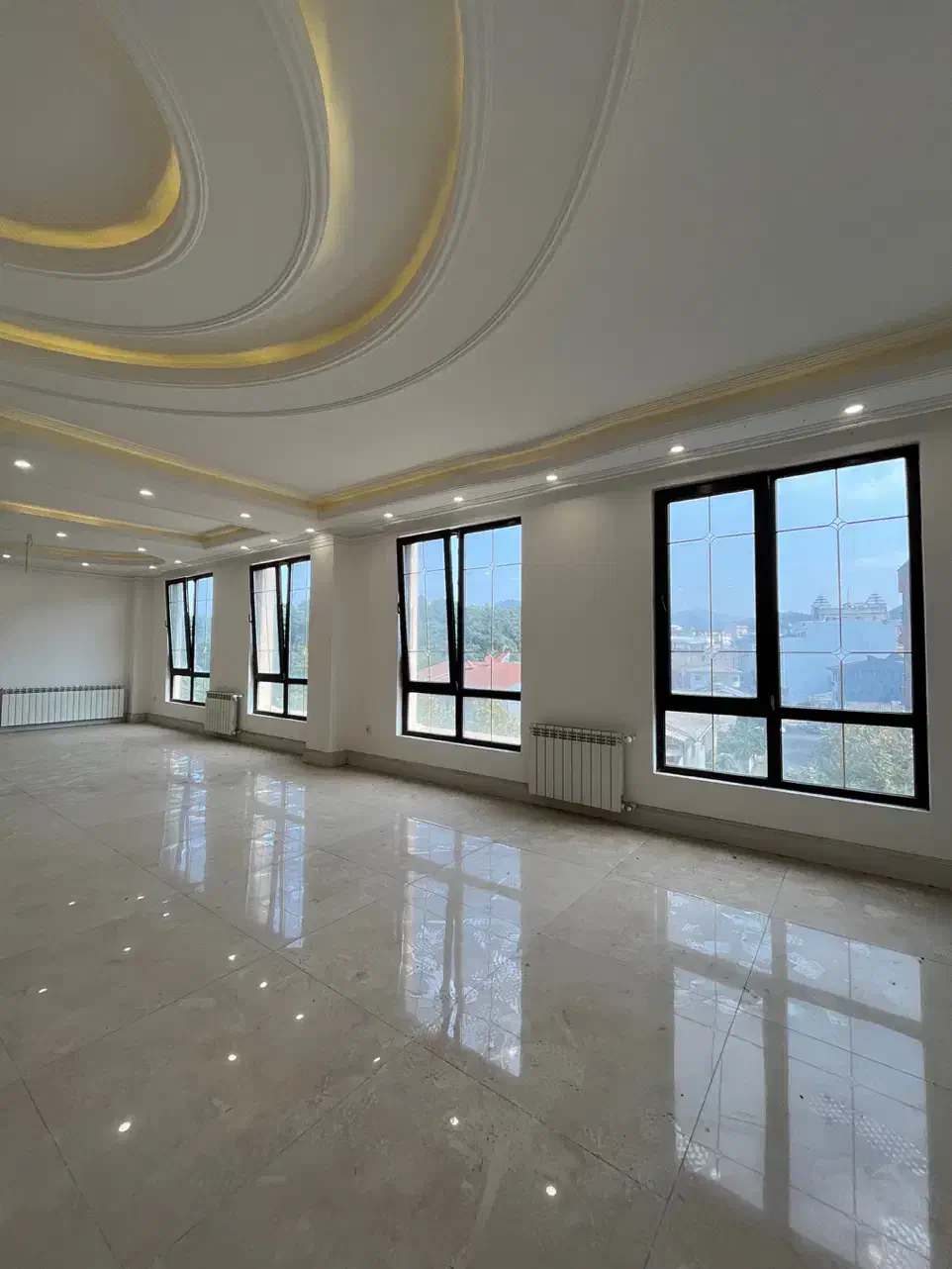 تک واحدی کلیدنخورده براصلی خیابان/ 180 متری|فروش آپارتمان|لاهیجان, شقایق|دیوار