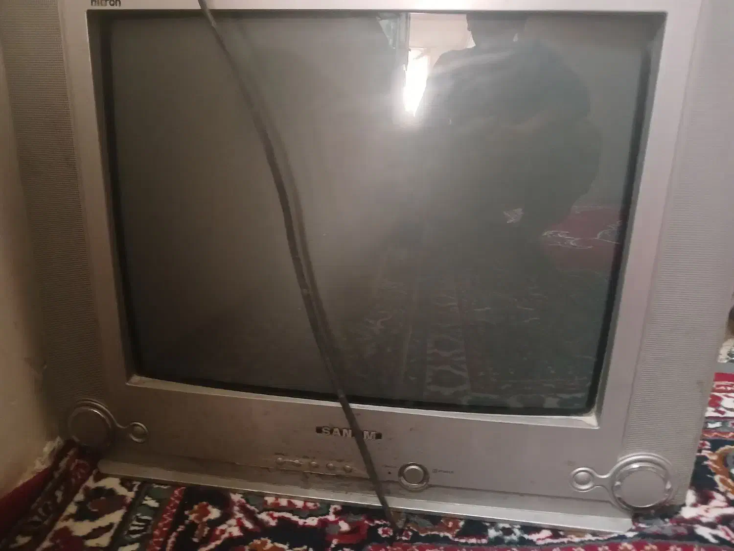 تلوزیون سالم همراه دیجیتال کنترل دار|تلویزیون و پروژکتور|ایلام, |دیوار