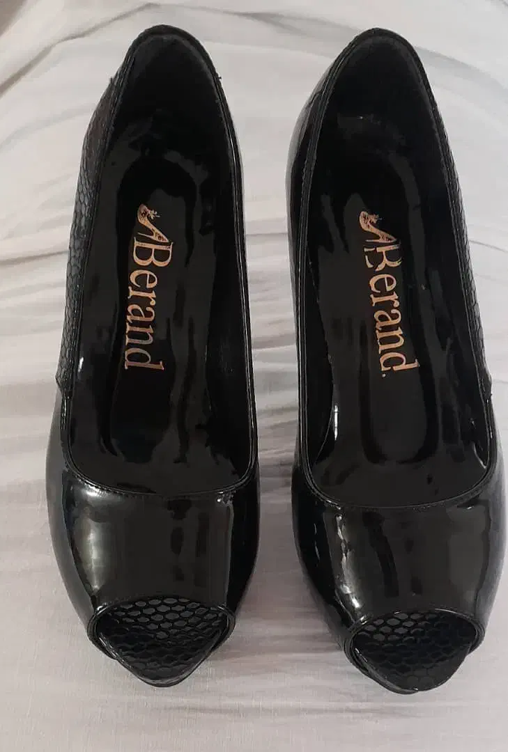 کفش مجلسی|کیف، کفش، کمربند|یزد, |دیوار