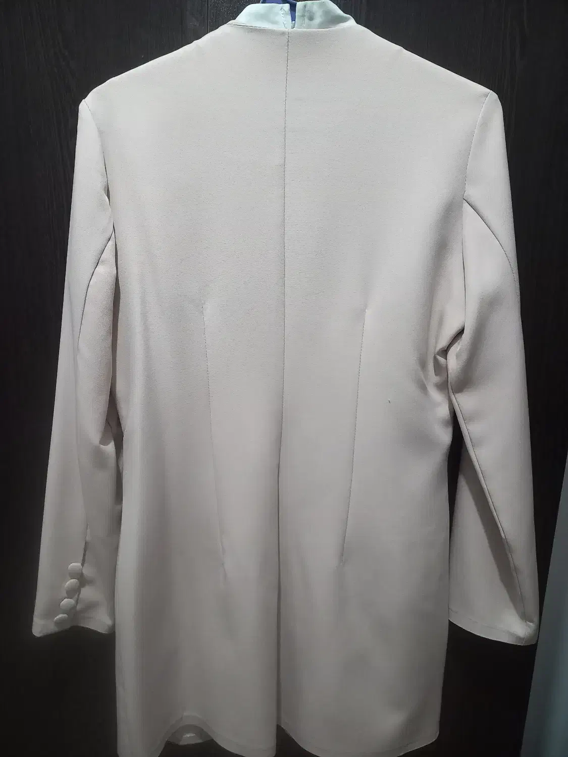 کت مجلسی زنانه|لباس|رشت, منظریه|دیوار