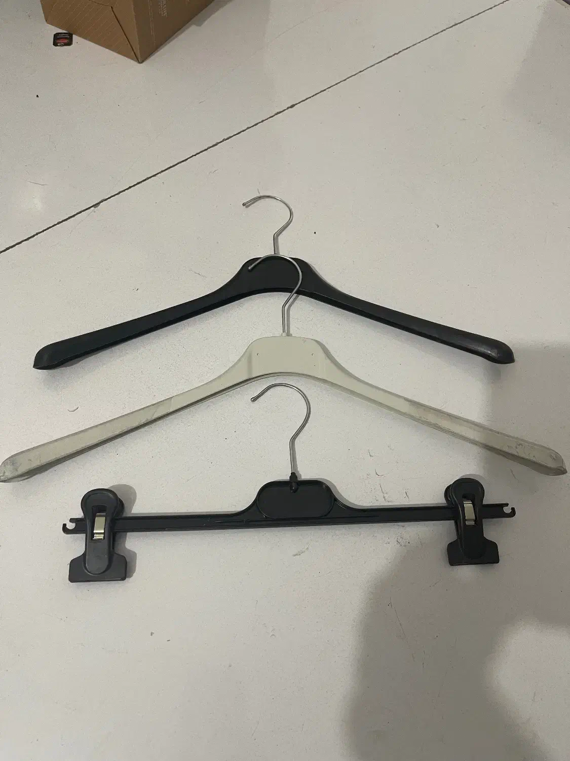 چوب لباسی|بندرخت و رخت‌آویز|قشم, |دیوار