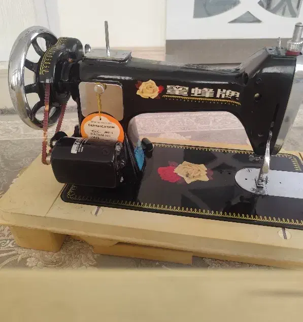 چرخ خیاطی برقی|چرخ خیاطی و ریسندگی|مشهد, کارمندان دوم|دیوار