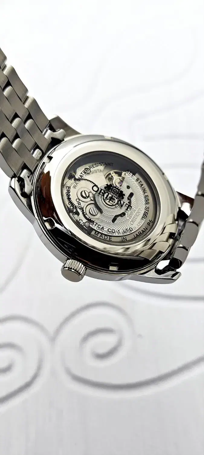 ساعت اورینت اتوماتیک پشت شیشه ای جذاب|ساعت|تهران, خواجه نظام الملک|دیوار