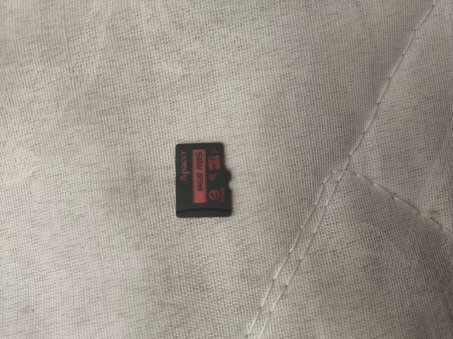 مموری ۱۶ گیگ و ۸ گیگ|لوازم جانبی موبایل و تبلت|یاسوج, |دیوار