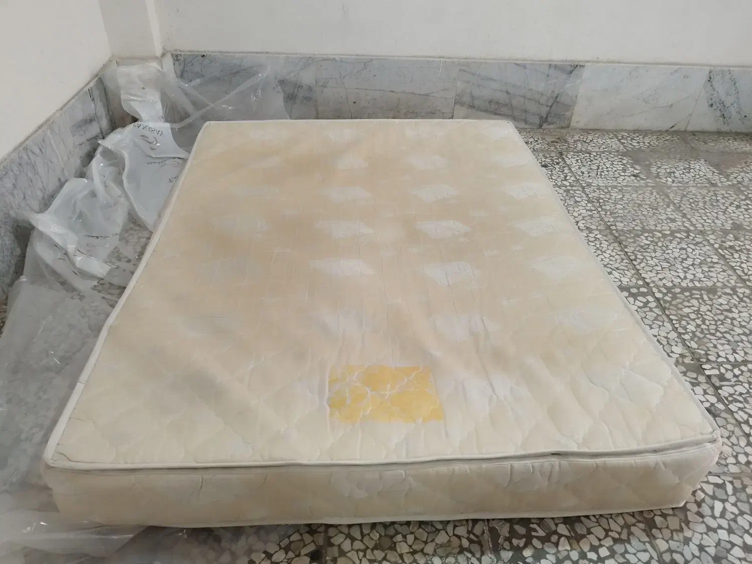 تشک دونفره رویال|تشک تختخواب|گنبد کاووس, |دیوار