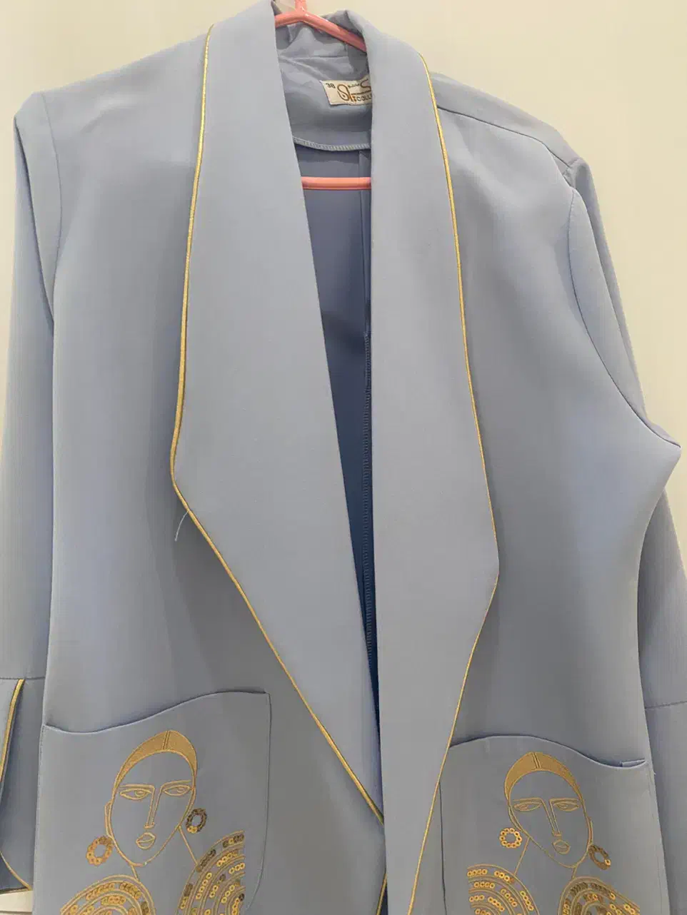 مانتو مجلسی|لباس|سبزوار, عظیمیان|دیوار