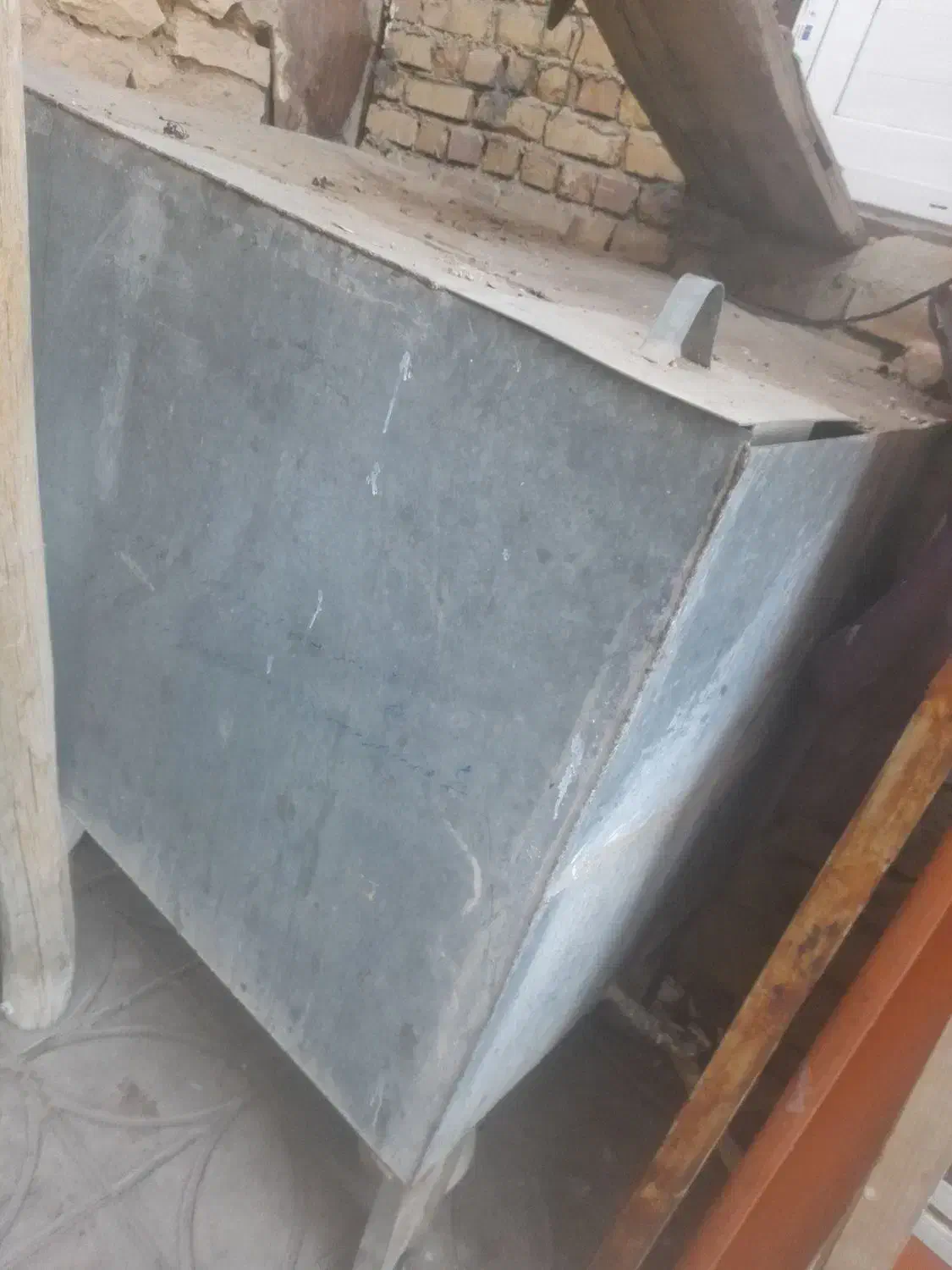 تانک اب|مصالح و تجهیزات ساختمان|همدان, |دیوار