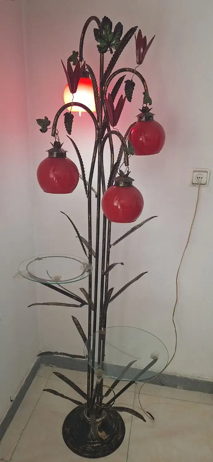 آباژور تمیز و نو|چراغ خواب و آباژور|قدس, شهر‌قدس|دیوار