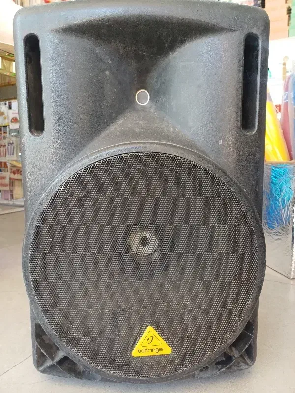 یک جفت باند behringer|سیستم صوتی خانگی|داراب, |دیوار