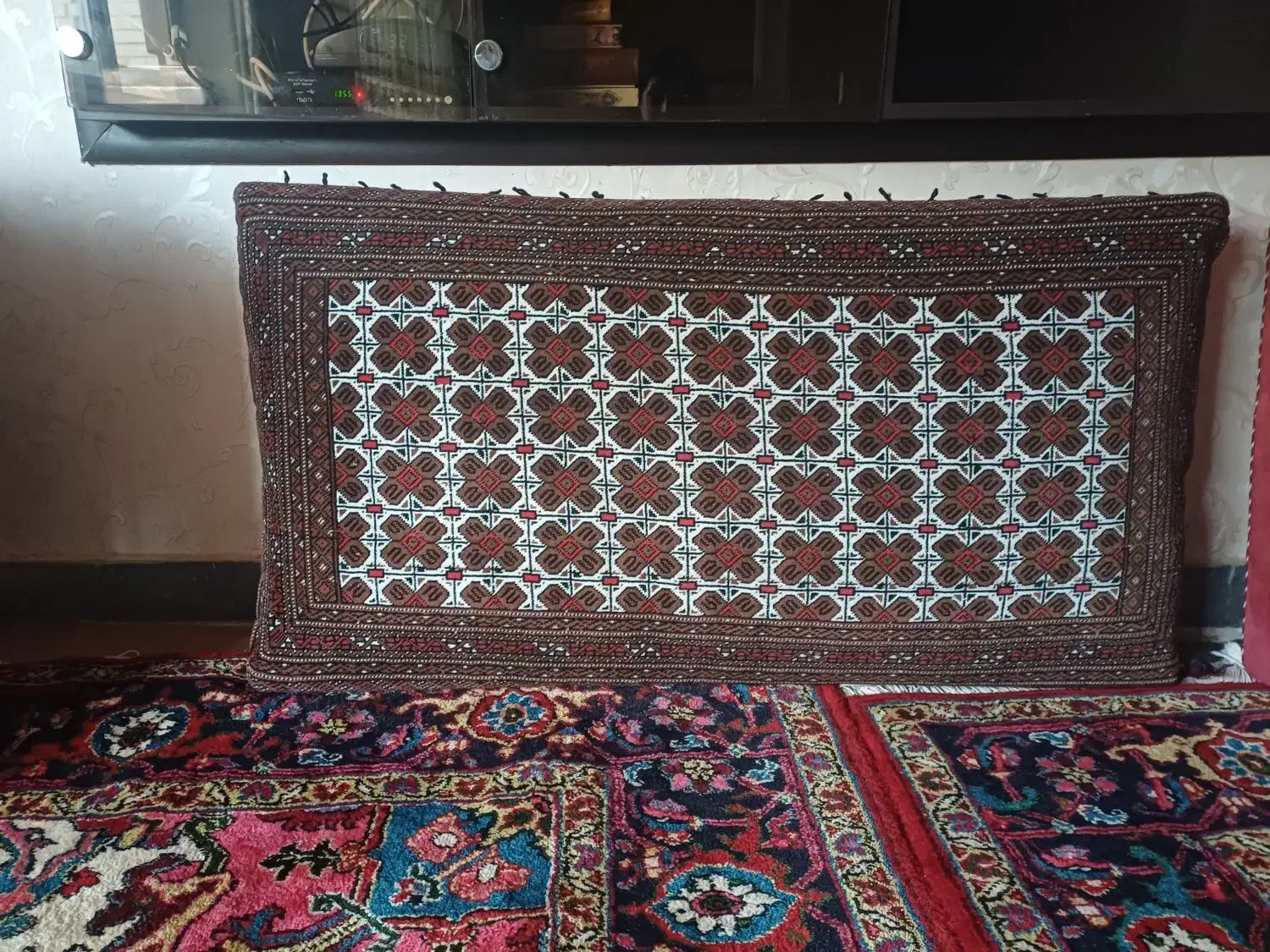 پشتی|پشتی|تبریز, |دیوار