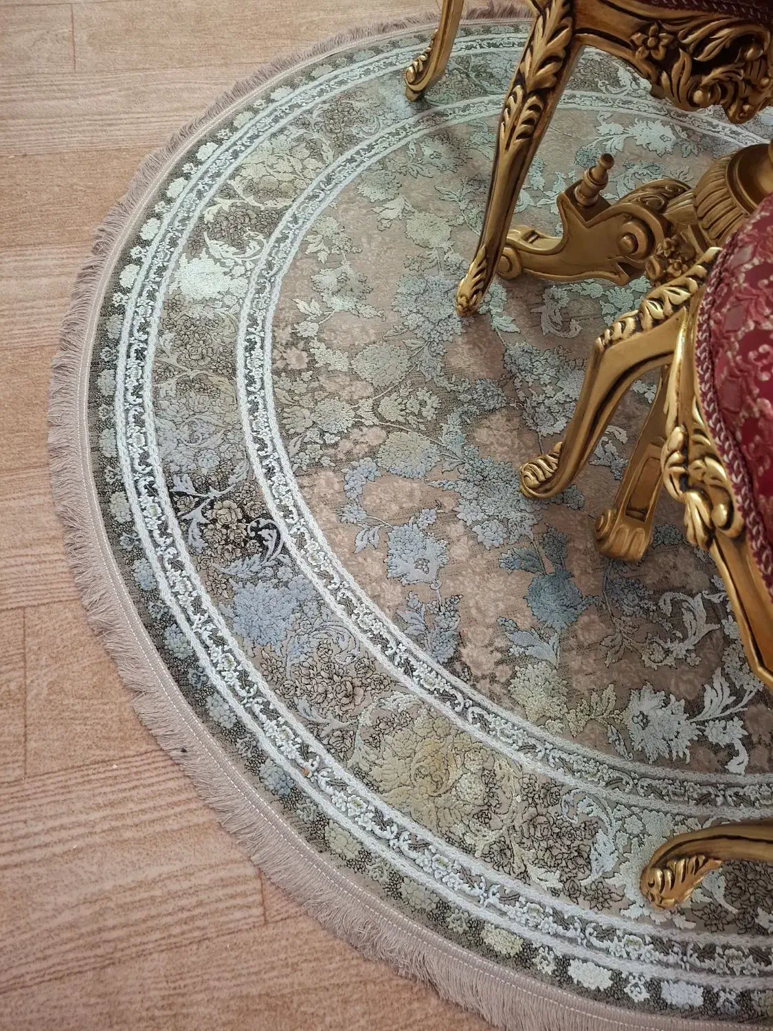 فرش گرد با قطر یک و نیم|فرش|سرخه حصار, |دیوار