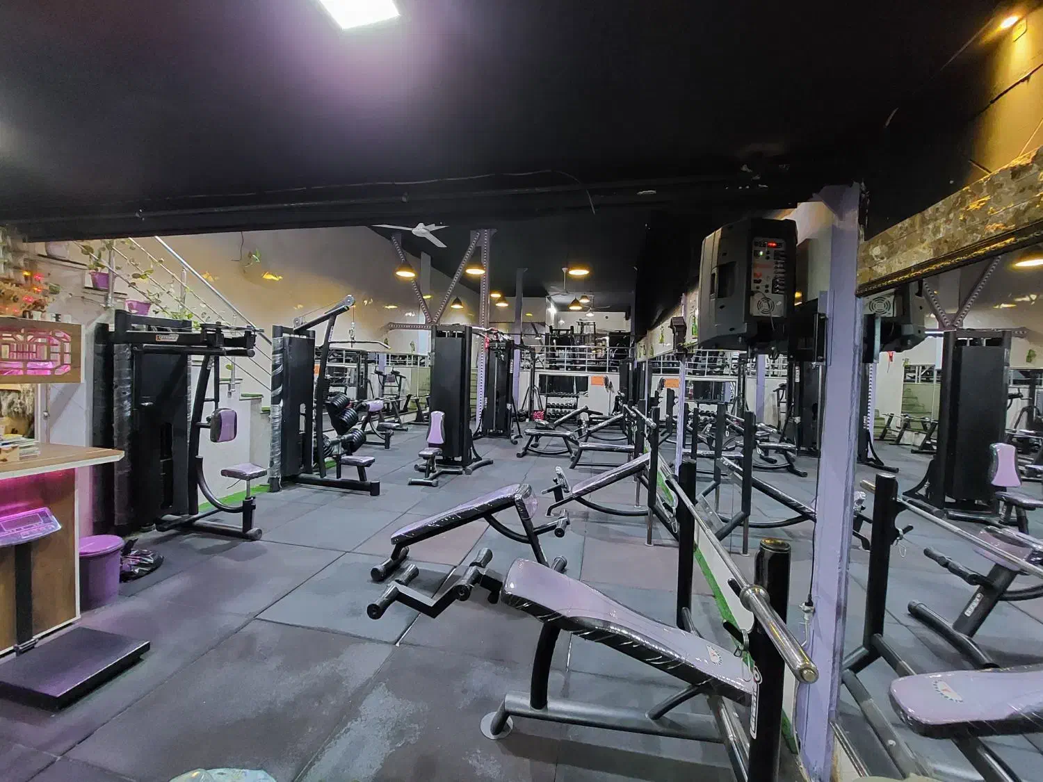 باشگاه بدنسازی|تجهیزات ورزشی|قم, شهرک امام حسین|دیوار