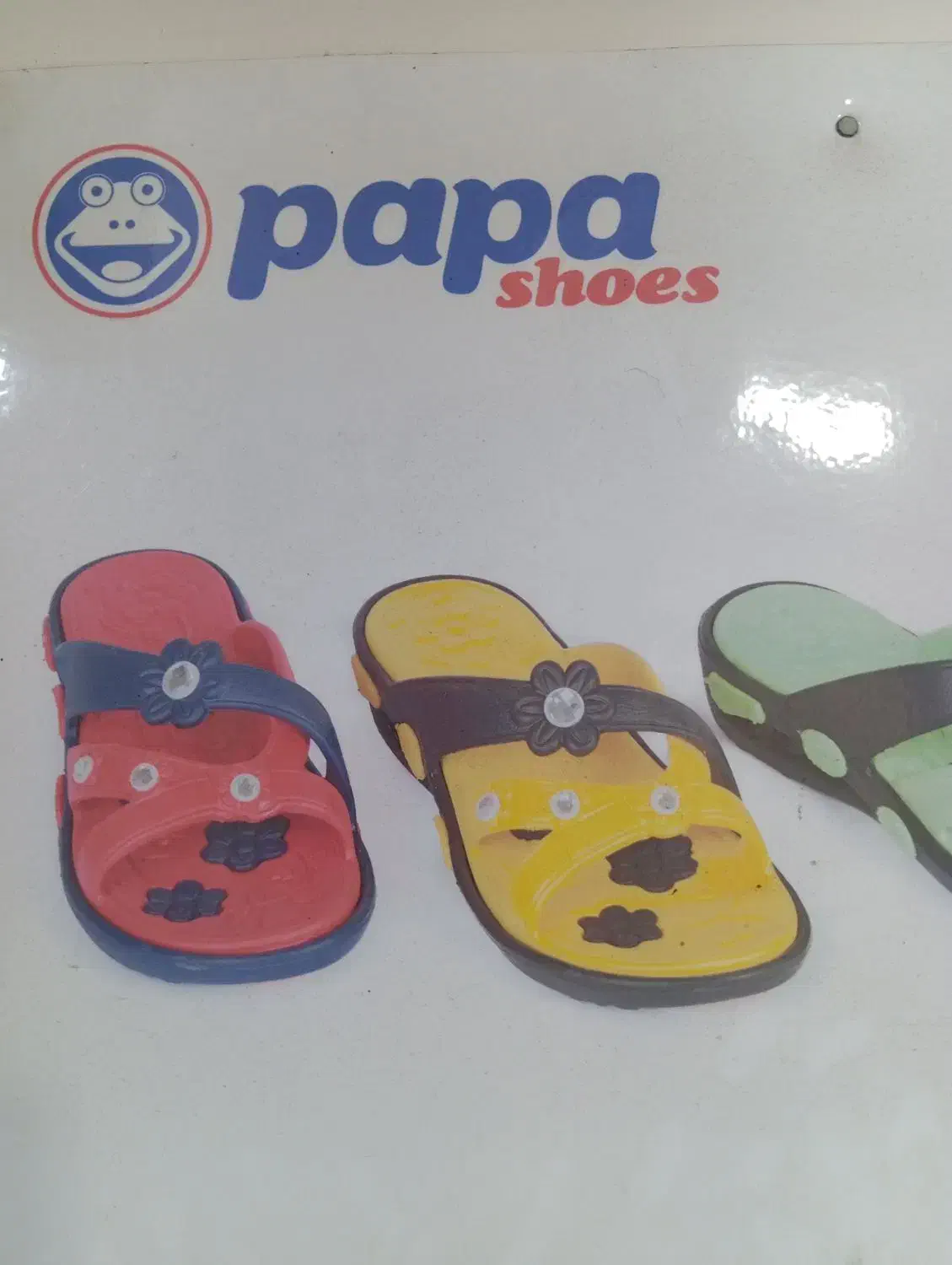 نیرو ساده کار در انبار|استخدام بازاریابی و فروش|قم, بیست متری ولیعصر|دیوار