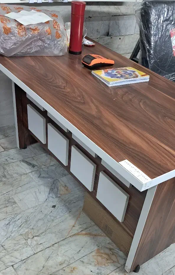 میز و صندلی|دفتر کار|گرگان, |دیوار