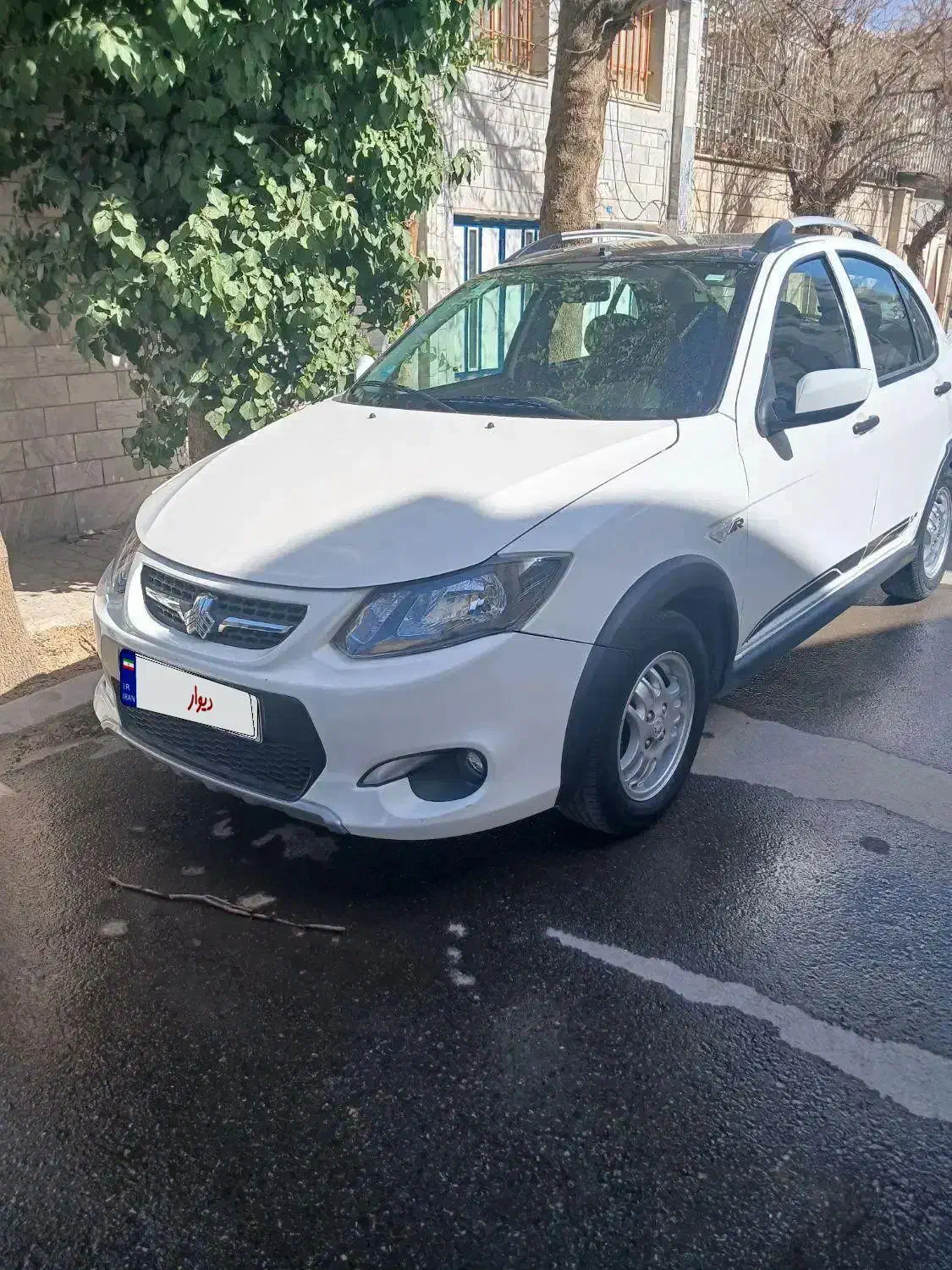 کوییک آر|خودرو سواری و وانت|بروجرد, |دیوار