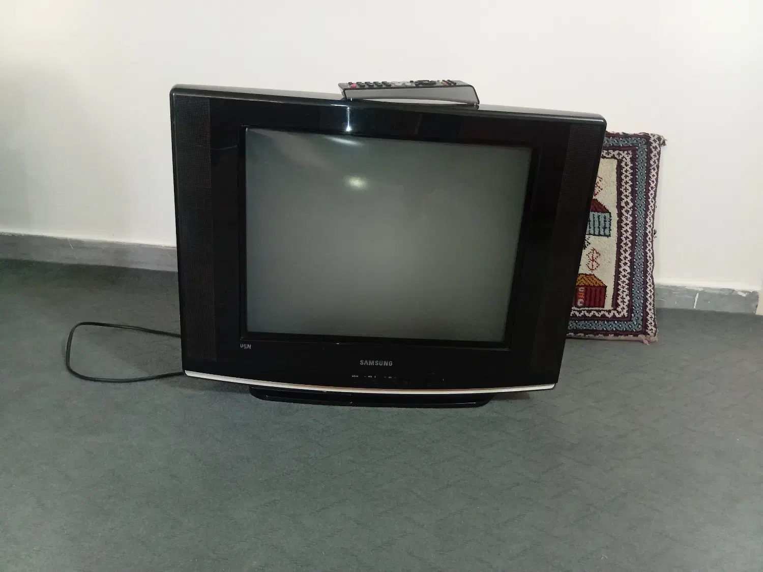 تلویزیون ۲۱ اینچ سامسونگ|تلویزیون و پروژکتور|تنکابن, |دیوار