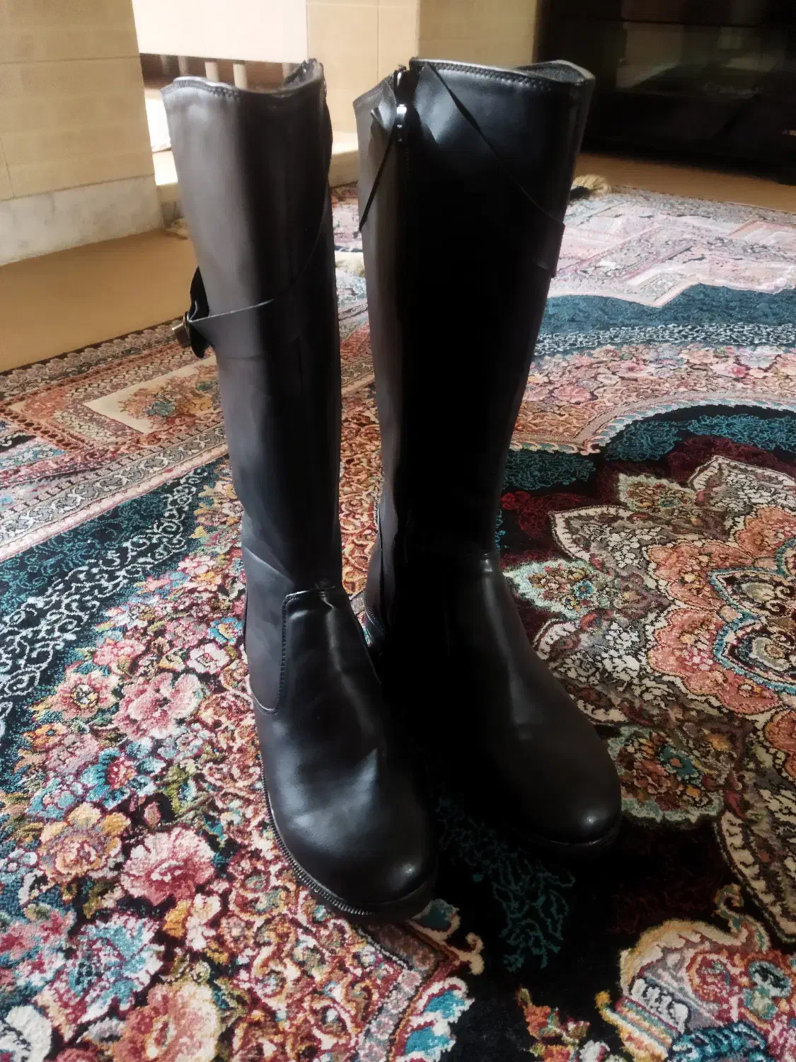 پوت نونو|کیف، کفش، کمربند|اسلام‌شهر, چیچکلو|دیوار