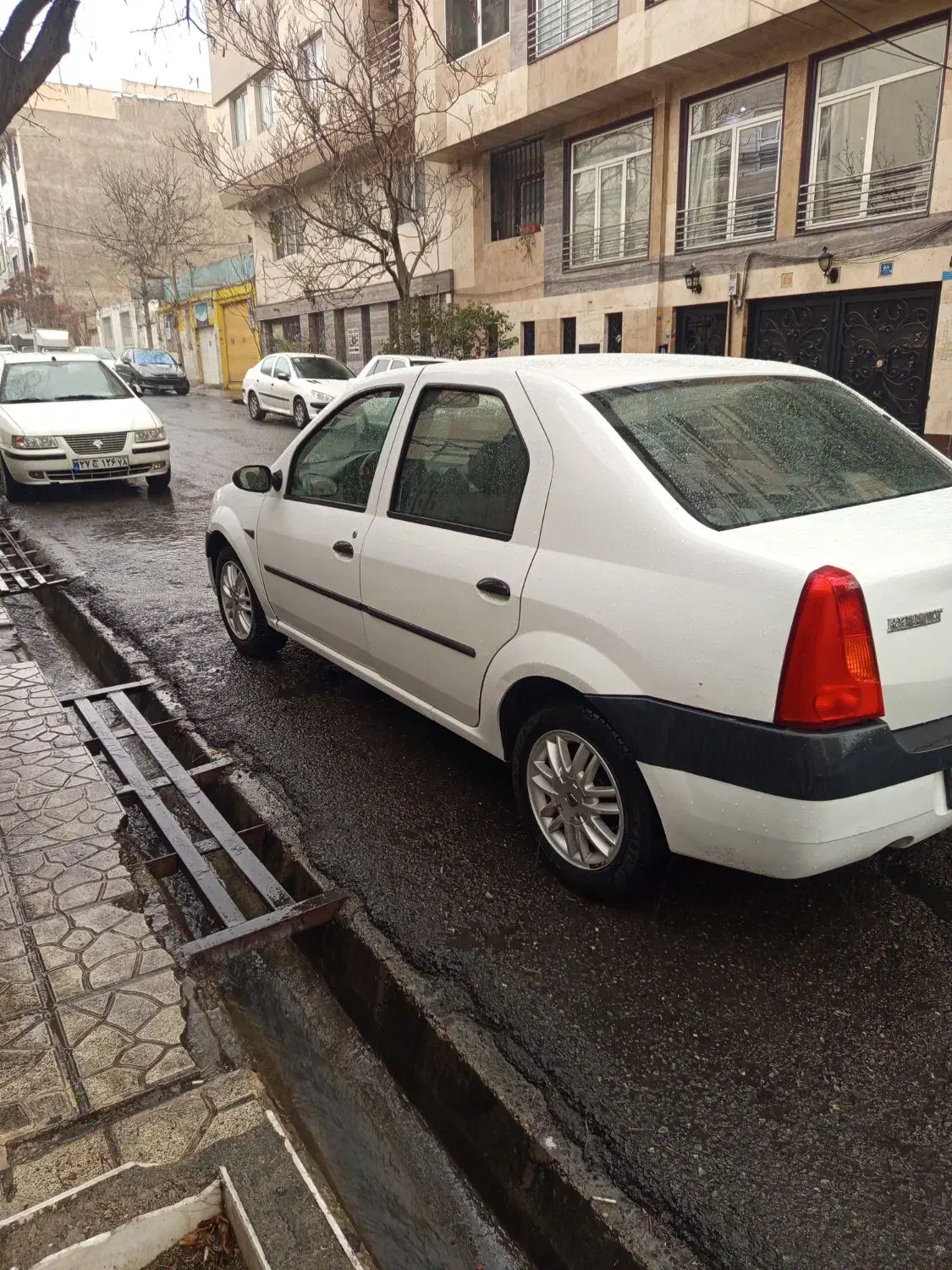 ال۹۰ مدل ۹۱.  E2|خودرو سواری و وانت|تهران, جوادیه تهرانپارس|دیوار