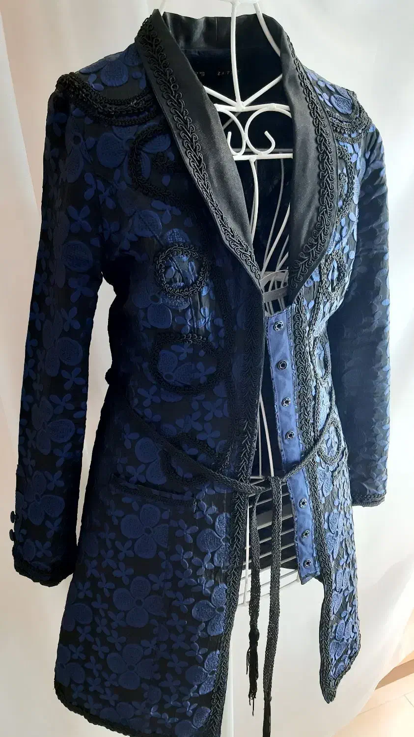 مانتوژاکاردژورنالی ترک|لباس|اصفهان, شفق|دیوار