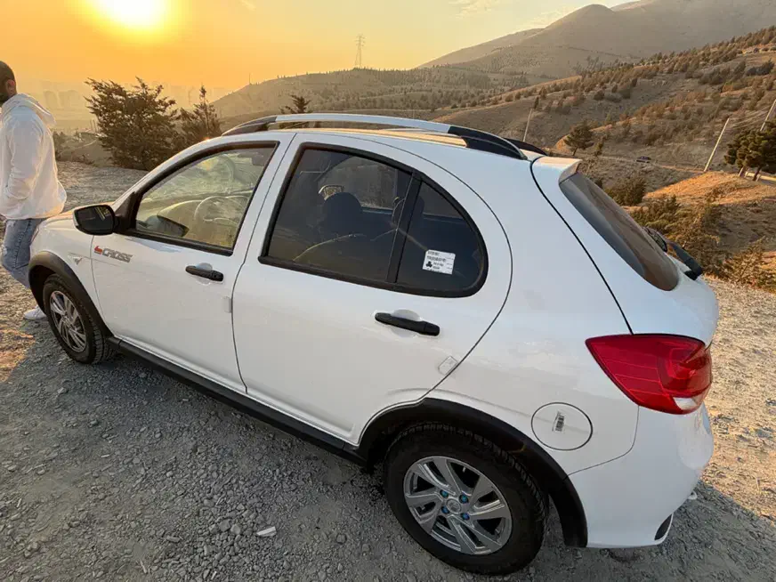 کوییک اتومات فول پلاس در حد صفر|خودرو سواری و وانت|تهران, بهجتآباد|دیوار