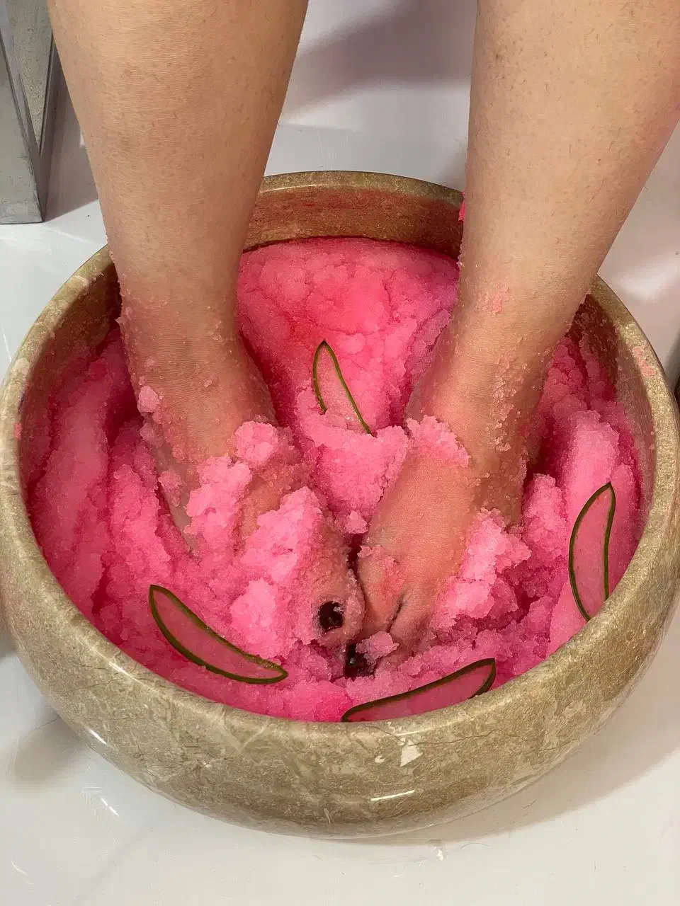 سالن تخصصی پدیکور و مژه گلبهار|خدمات آرایشگری و زیبایی|گلبهار, شهر جدید گلبهار|دیوار