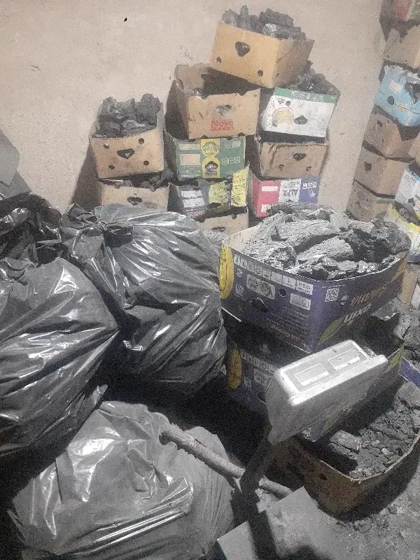 زغال کبابی وقلیونی پسته|عمده‌فروشی|خمینی‌شهر, |دیوار