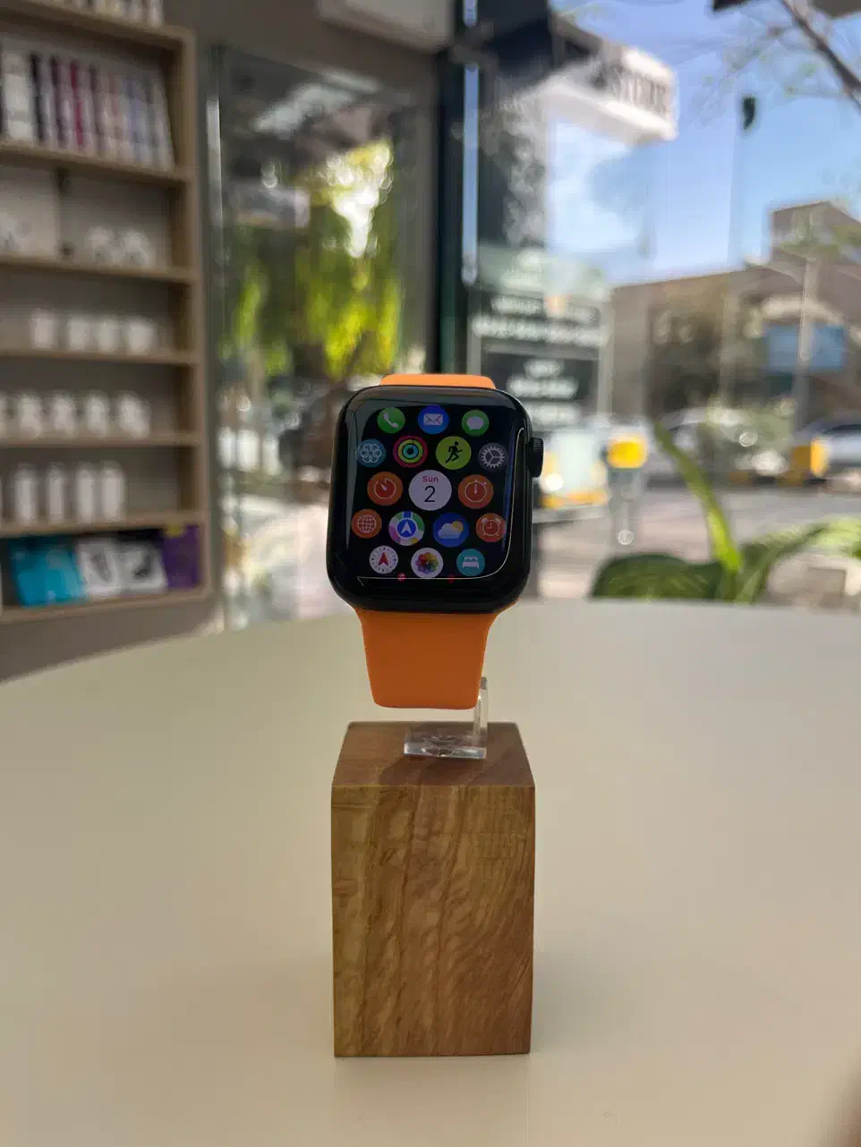 Apple Watch اپل واچ SE10 2024 فقط اکتیو شده|لوازم جانبی موبایل و تبلت|قم, زنبیل آباد|دیوار