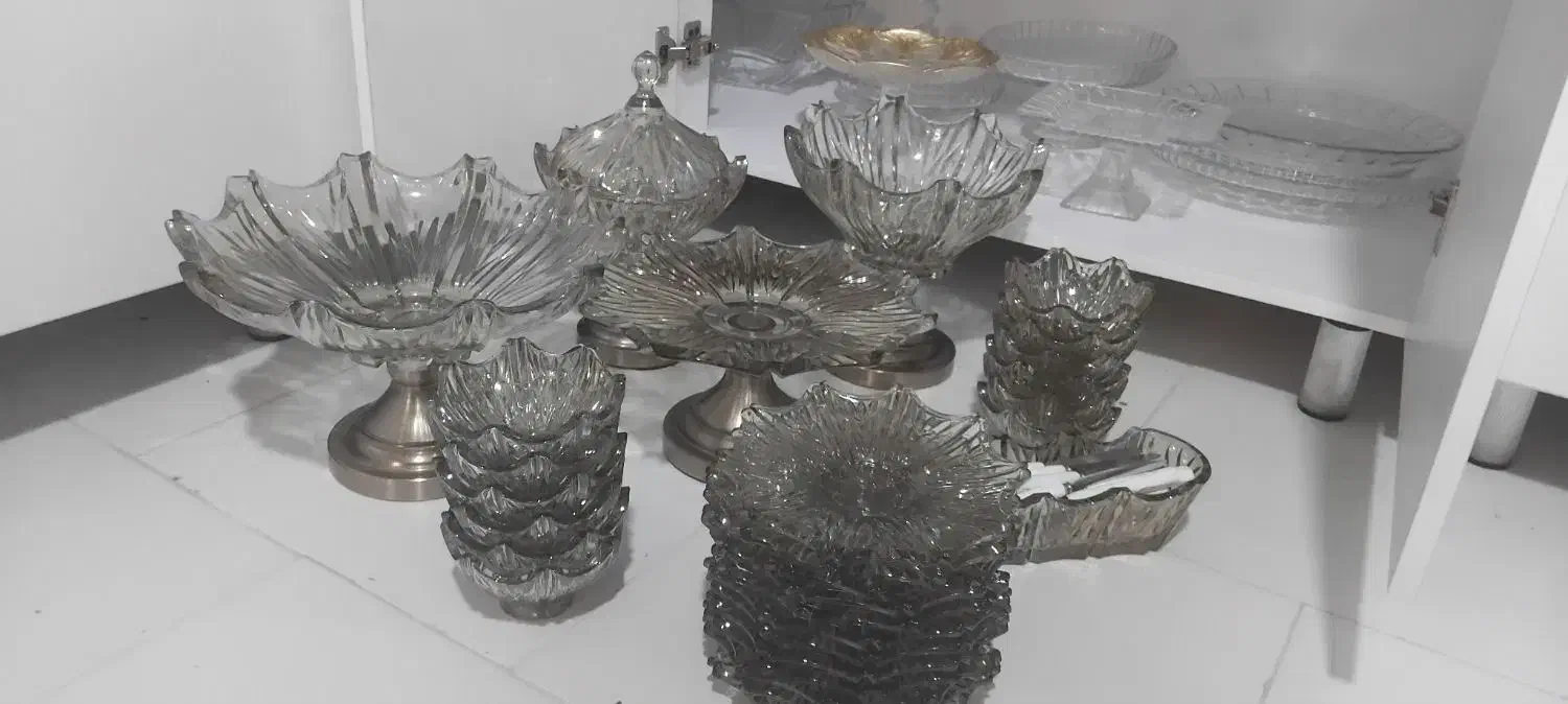 سرویس پذیرایی ۱۲ نفره|ظروف سرو و پذیرایی|ملایر, |دیوار