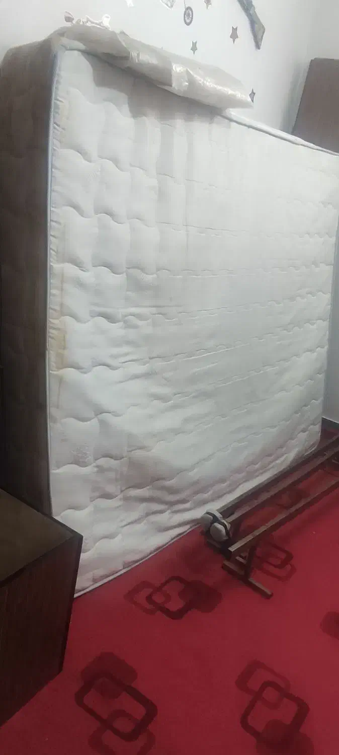 تخت دو نفره ام دی اف همراه تشک|تخت و سرویس خواب|قم, نیروگاه|دیوار